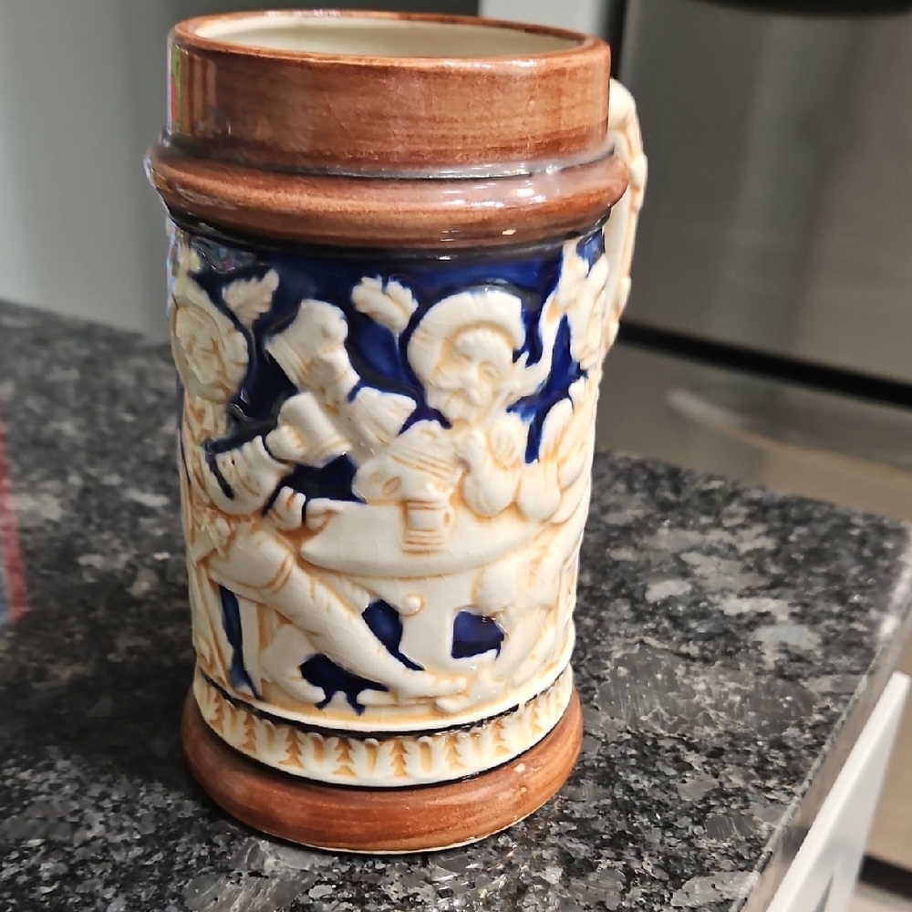 Ceramic Beer Stein 1950 Era Made In Japan Tavern Scene
